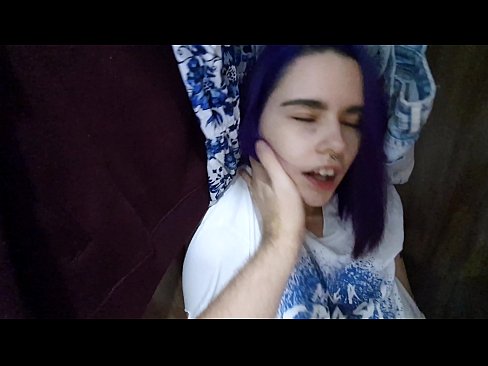 ❤️ Менин карындашымды шкафтан таап, анын спермасына жардам берди ❤️❌ Порно порно боюнча бизде ❤